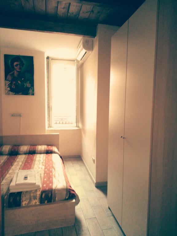 Hotel Il Cinquecento à Naples Extérieur photo